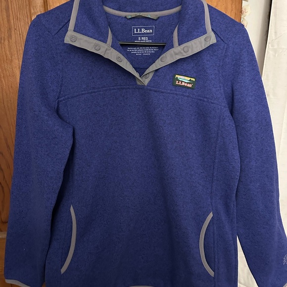 L.L.Bean Sweater Fleece Pullover - Picture 4 of 5